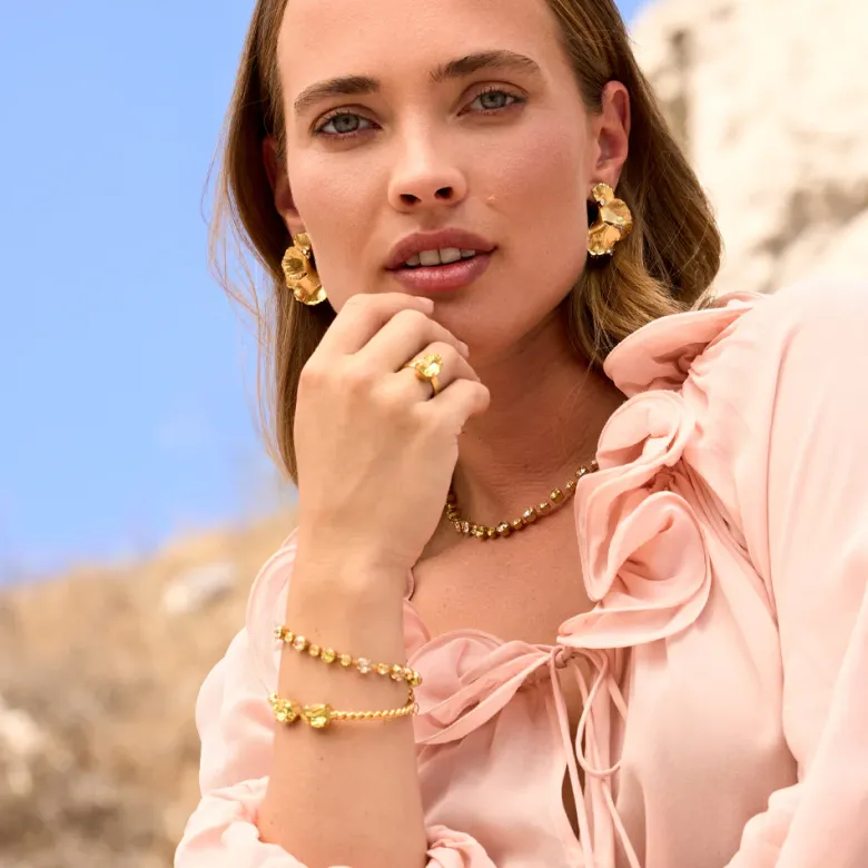 Caroline Svedbom Calanthe Bracelet, Dark Jonquil Combo – Guld