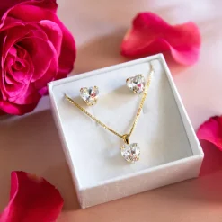 Caroline Svedbom Halsband Heart Crystal (Guld)