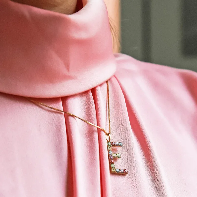 Caroline Svedbom Letter Halsband E / Rainbow Combo (Rhodium)
