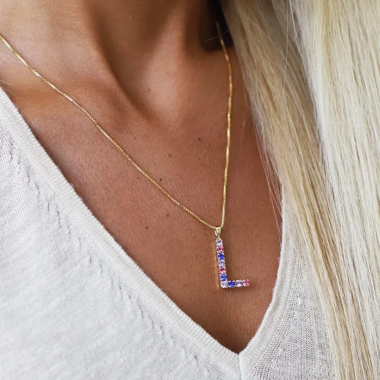 Caroline Svedbom Letter Halsband L / Rainbow Combo (Rhodium)