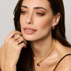 Caroline Svedbom Petite Timo Örhängen, Dark Rose – Guld