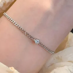 Celine Estelle Tunt Silverarmband med CZ