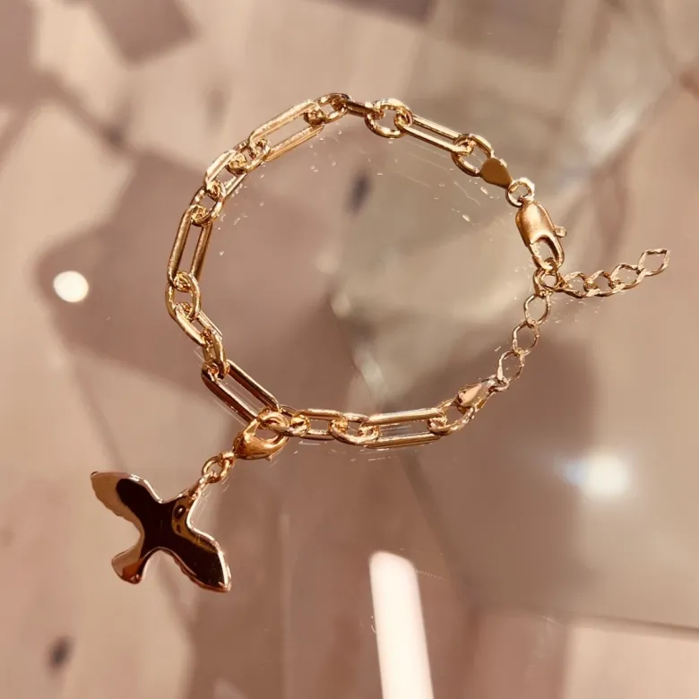 Emma Israelsson Dove Charm Guld Charm002