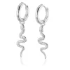 Gynning Jewelry Snake örhängen – Silver
