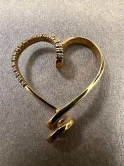 Hjärta i 18K Guld med Diamanter HJG007