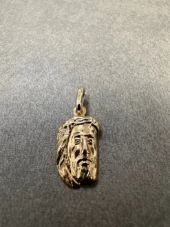 Jesus Hänge i 18K Guld JHG014