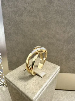 18K Guld – Diamant Ring – RBG039 ( Begagnad )