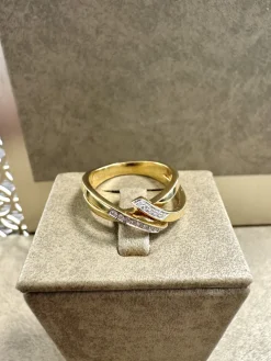 18K Guld – Diamant Ring – RBG039 ( Begagnad )