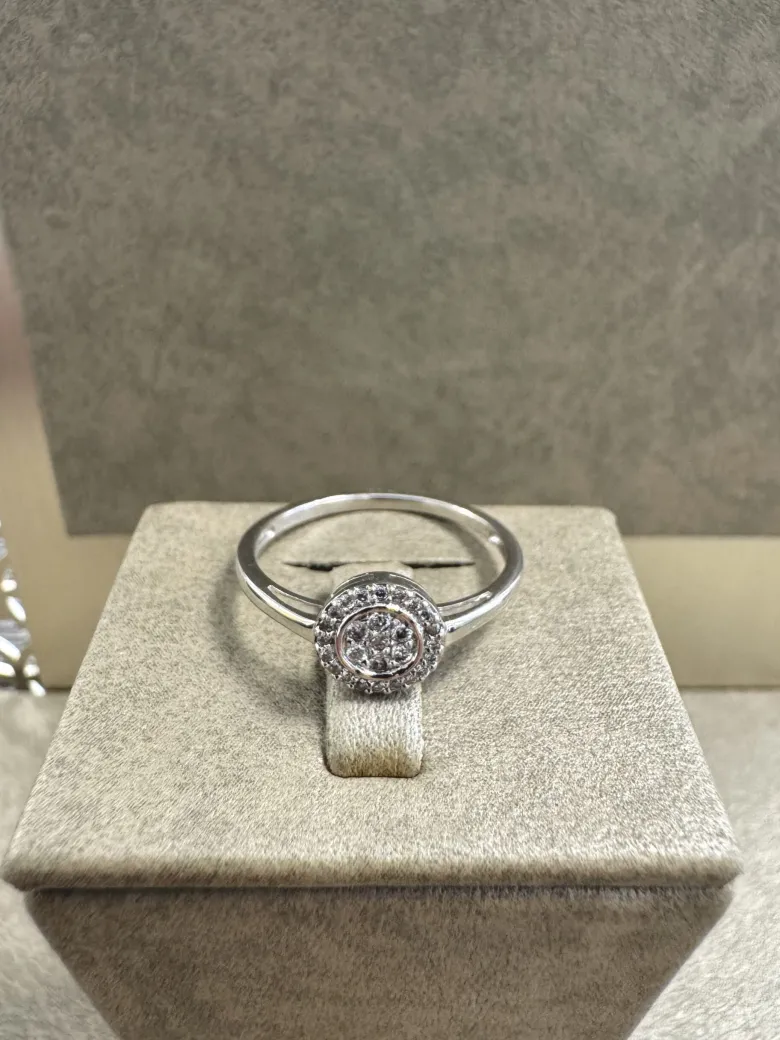 18K Guld – Solitär Ring – RBG052 ( Begagnad )