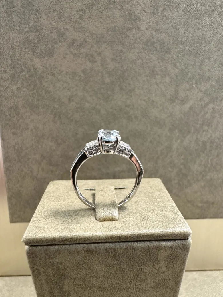 18K Guld – Solitär Ring – RBG055 ( Begagnad )