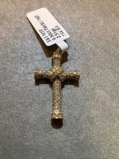 Kors i 18K Guld med 0,50ct TW/SI Diamanter – KG003