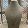 Kors i 18K Guld med 0,80ct W/SI Diamanter – CI676C