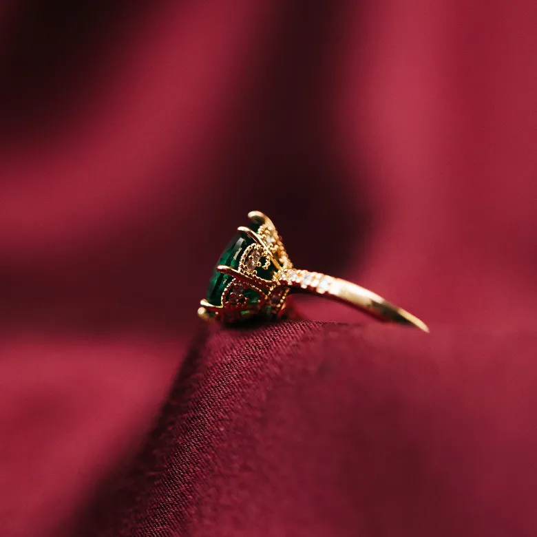 Lily and Rose Elenora Ring – Emerald