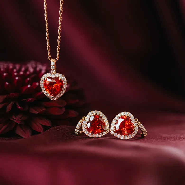 Lily and Rose/Rose Halsband – Garnet