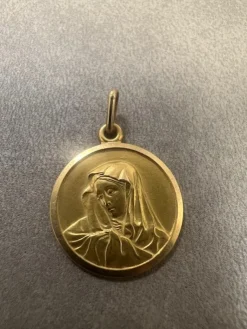 Maria Hänge i 18K Guld – 4,1 gram / 2,5 cm