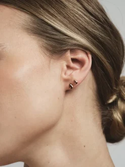 Mockberg Belle Studs Örhängen Medium Guld – Coffee
