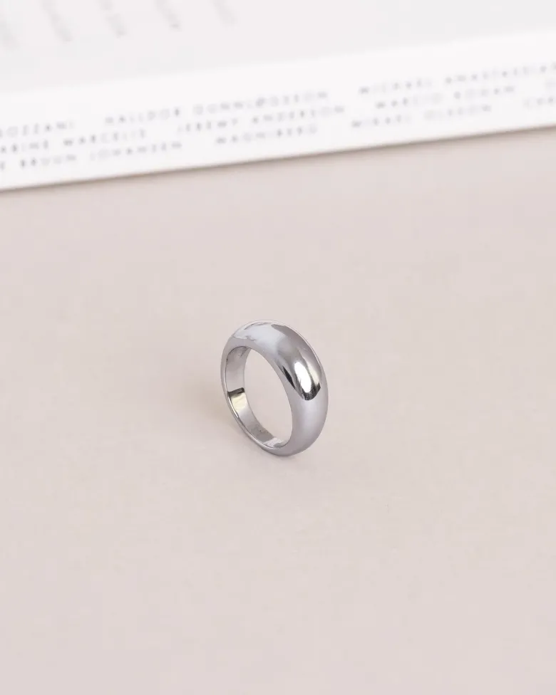 Mockberg Bold Silver Ring