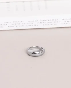 Mockberg Bold Silver Ring