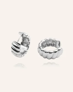 Mockberg Curved Ribbed Örhängen Silver