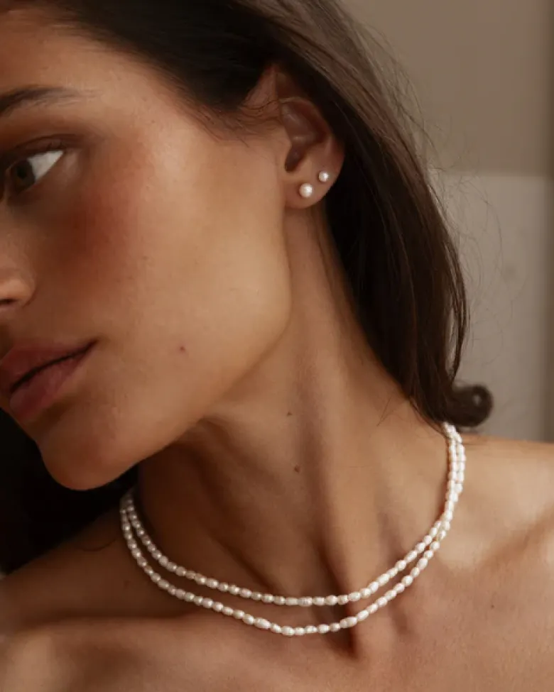 Mockberg Pearl Studs Örhängen Guld