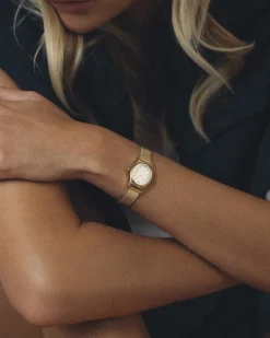 Mockberg Retro Mesh Gold Watch MB0253