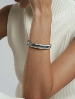 Mockberg Retro Ribbed Bangle Silver