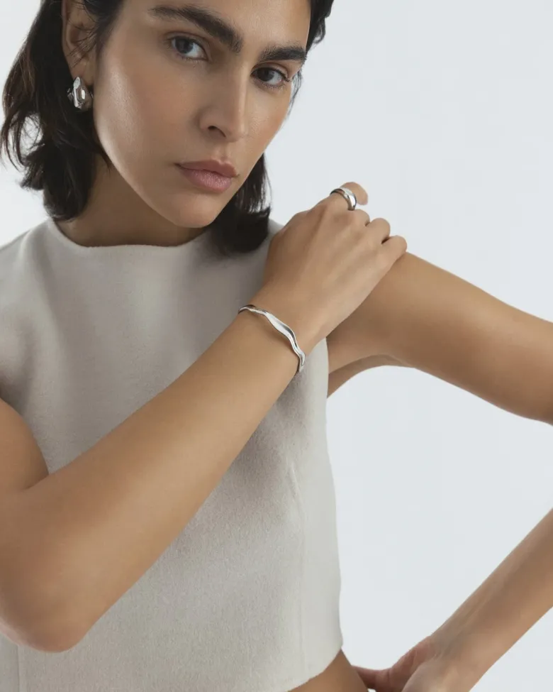 Mockberg Wavy Bolded Cuff Silver Armband