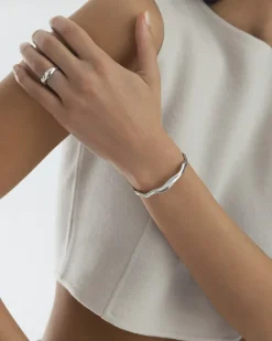 Mockberg Wavy Bolded Cuff Silver Armband