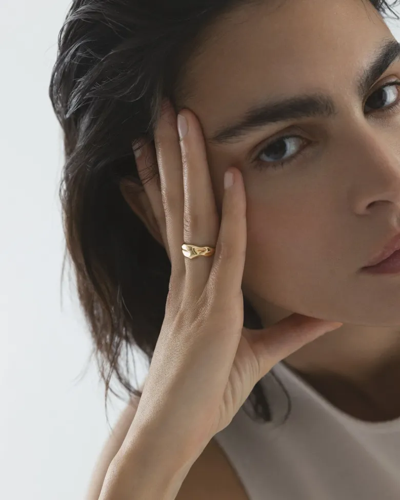 Mockberg Wavy Bolded Ring Guld