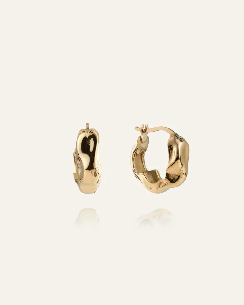 Mockberg Wavy Bolded Small Örhängen Guld Hoops
