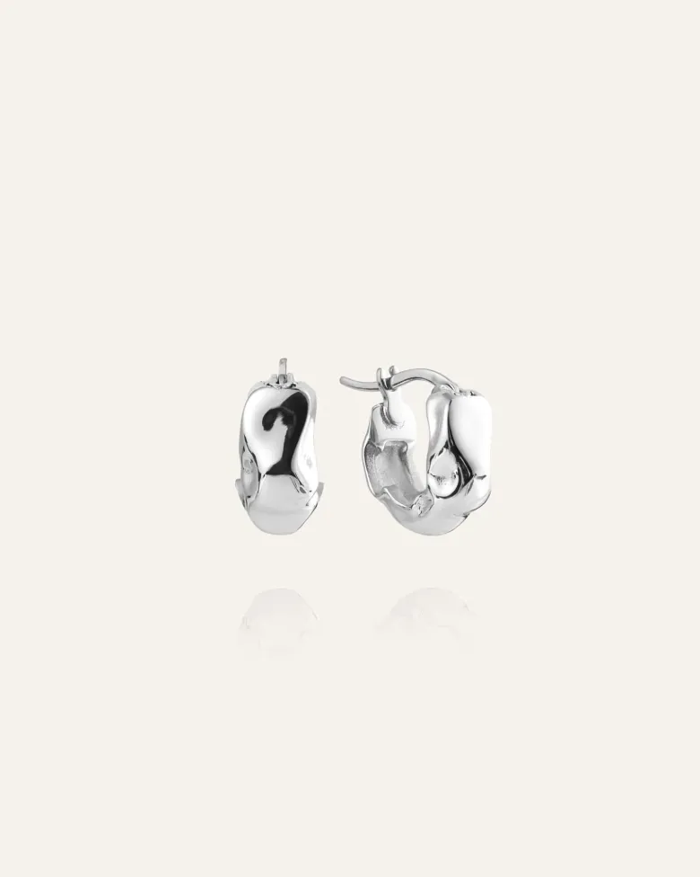 Mockberg Wavy Bolded Small Örhängen Silver Hoops
