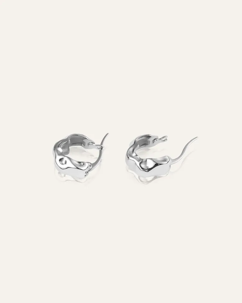 Mockberg Wavy Bolded Small Örhängen Silver Hoops