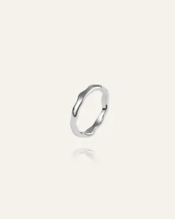 Mockberg Wavy Petite Ring Silver