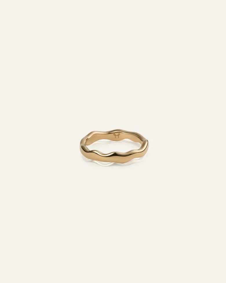 Mockberg Wavy Petite Ring Guld