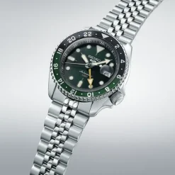 Seiko 5 Sports Automatic GMT 42.5mm SSK035K1