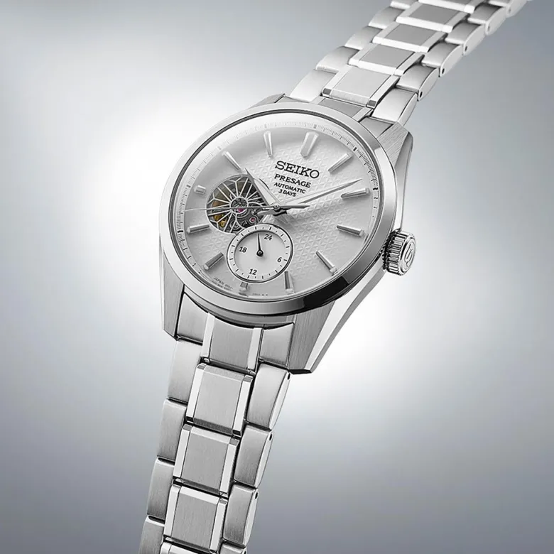 Seiko Sharp Edged Series Automatic 40mm SPB415J1