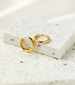 Syster P Beloved Fat Medium Hoops Örhängen Guld