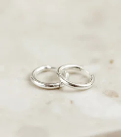 Syster P Beloved Fat Medium Hoops Örhängen Silver