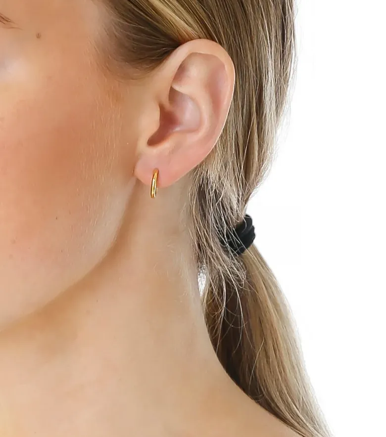 Syster P Beloved Fat Small Hoops Örhängen Guld