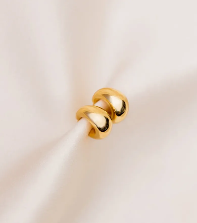 Syster P Bolded Little Sis Örhängen Guld EG1236