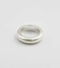 Syster P Bolded Ring Silver