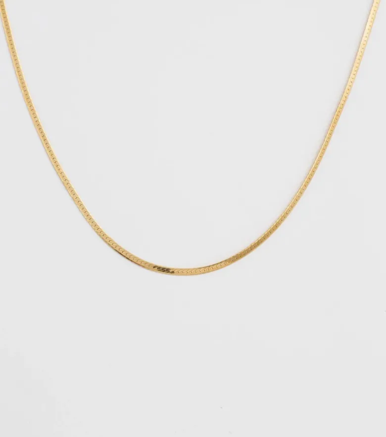 Syster P Herringbone Halsband Guld