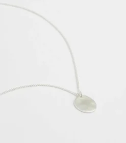 Syster P Minimalistica Hamrad Halsband Silver