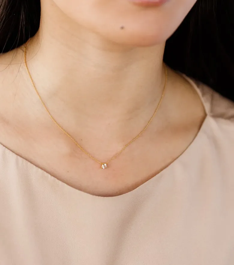 Syster P Minimalistica Solo Nova Halsband Guld