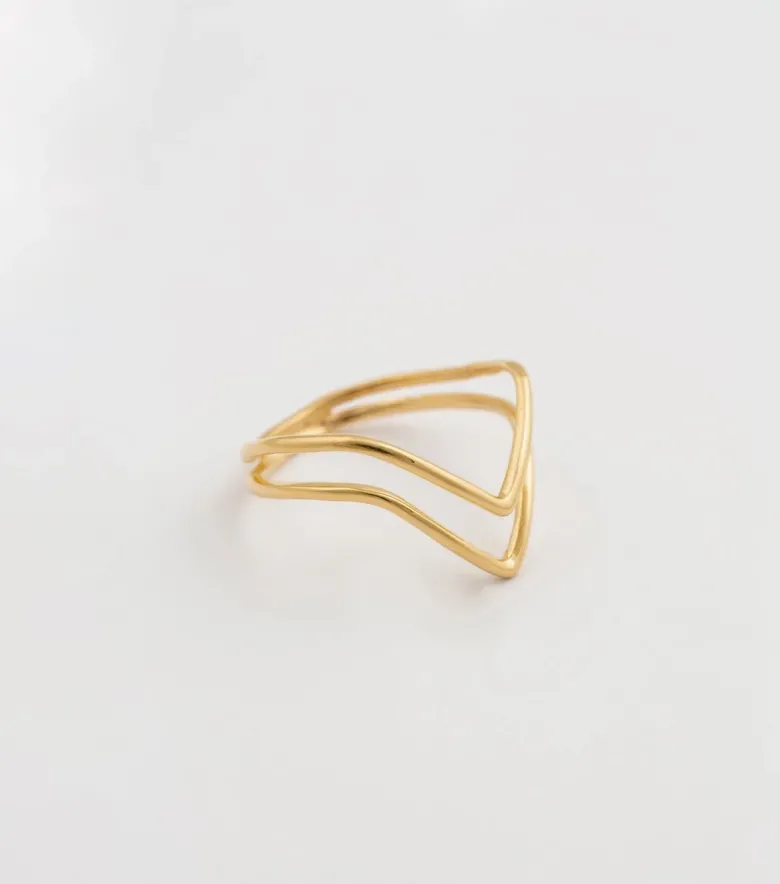 Syster P Tiny Arrow Ring Guld