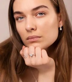 Syster P Tiny Arrow Ring Silver