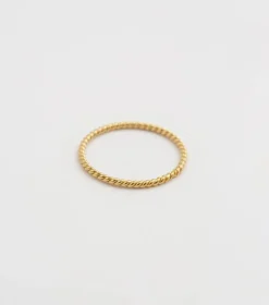 Syster P Tiny Twisted Ring Guld