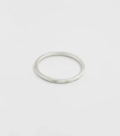 Syster P Tiny Ultrathin Ring Silver
