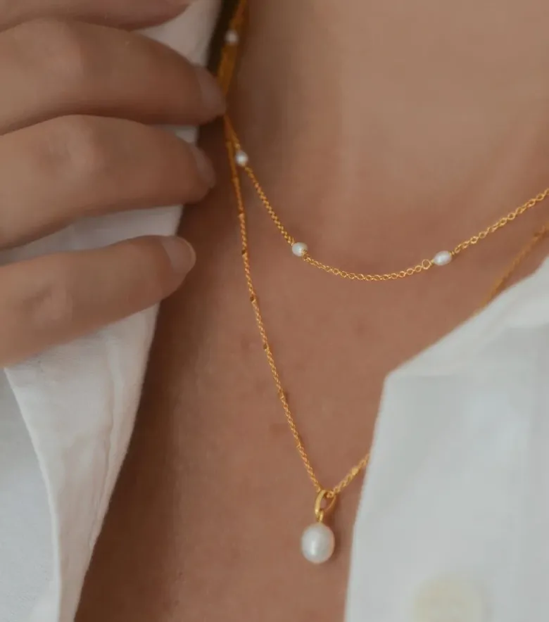 Syster P Treasure Multi Pearl Halsband Guld