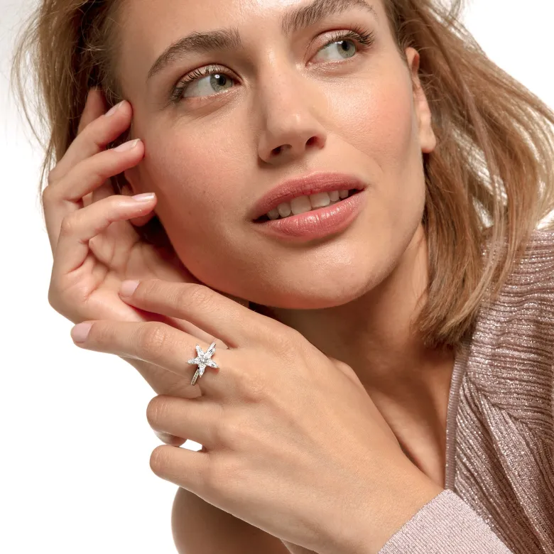 Thomas Sabo Ring Stjärna Stor – TR2271-051-14 (MEGA KAMPANJ)